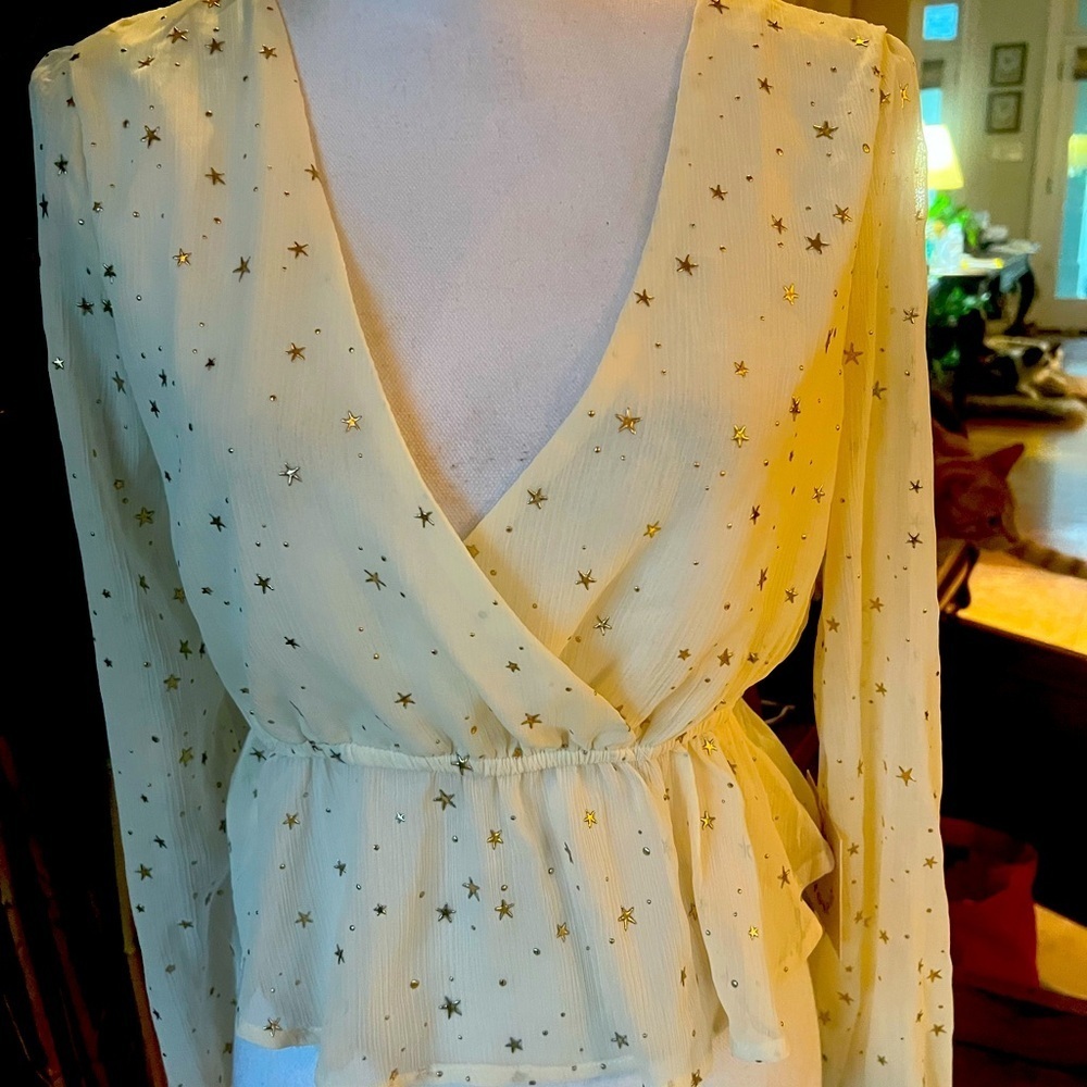 Bailey Rose ladies, blouse size medium NWT cream color with gold stars V-neck - Picture 11 of 15